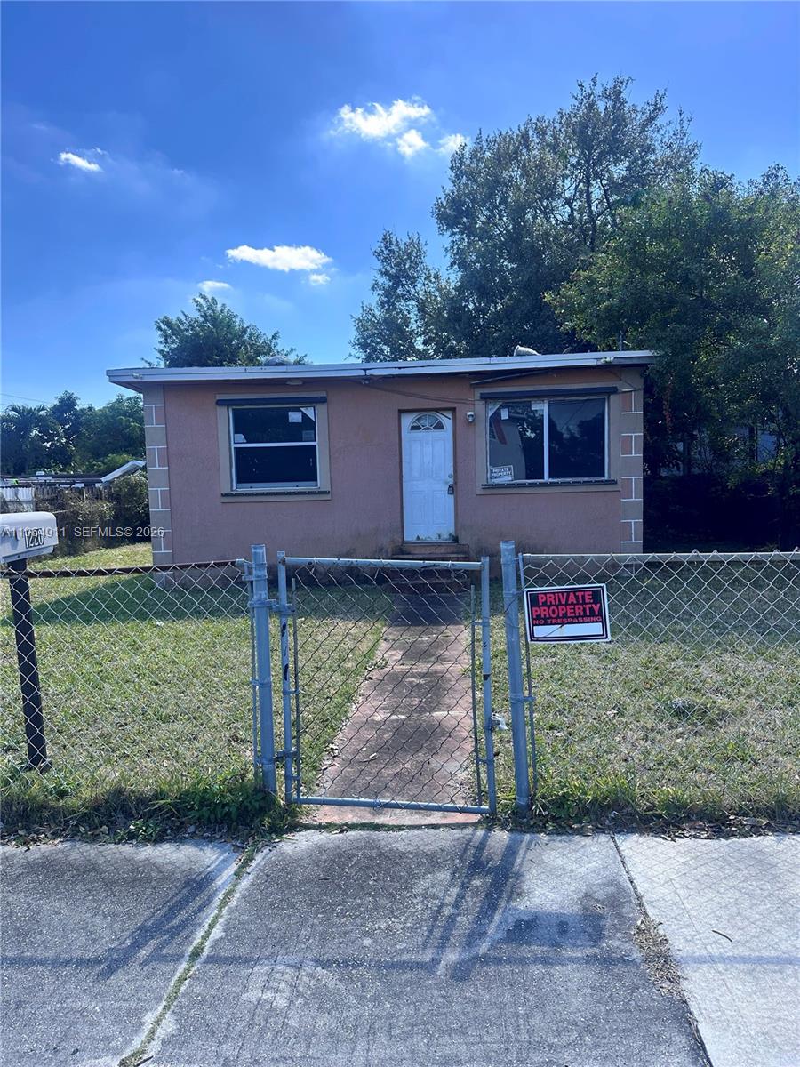 1220 NW 70th St, Miami FL 33147