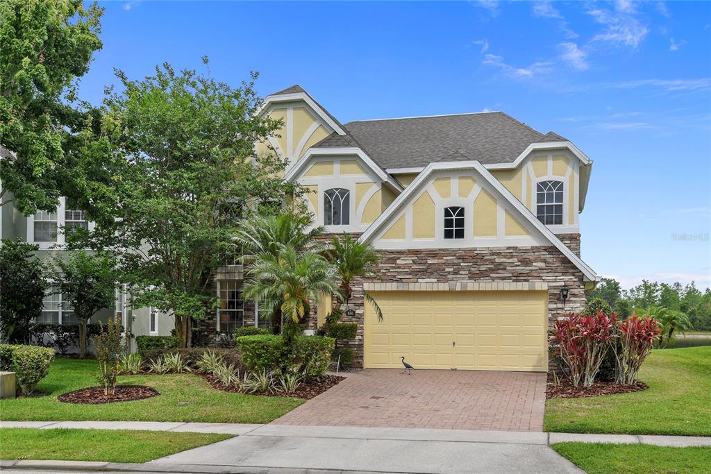 850 SPRING OAK CIRCLE