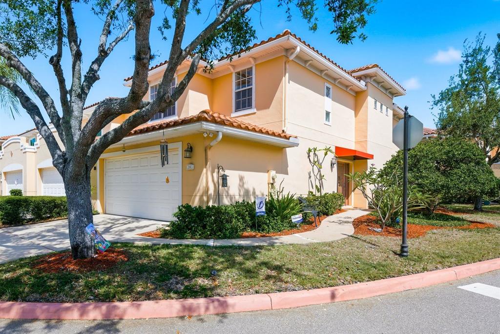 208 VALENCIA CIRCLE