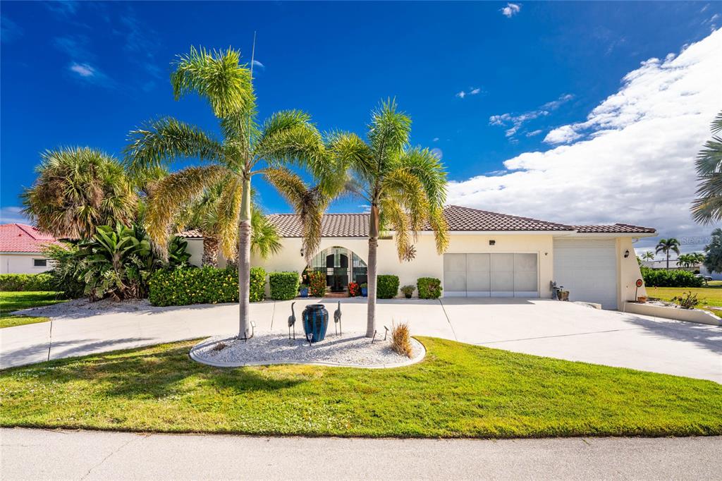 740 VIA ESPLANADE, PUNTA GORDA, FL — photo 2 of 30