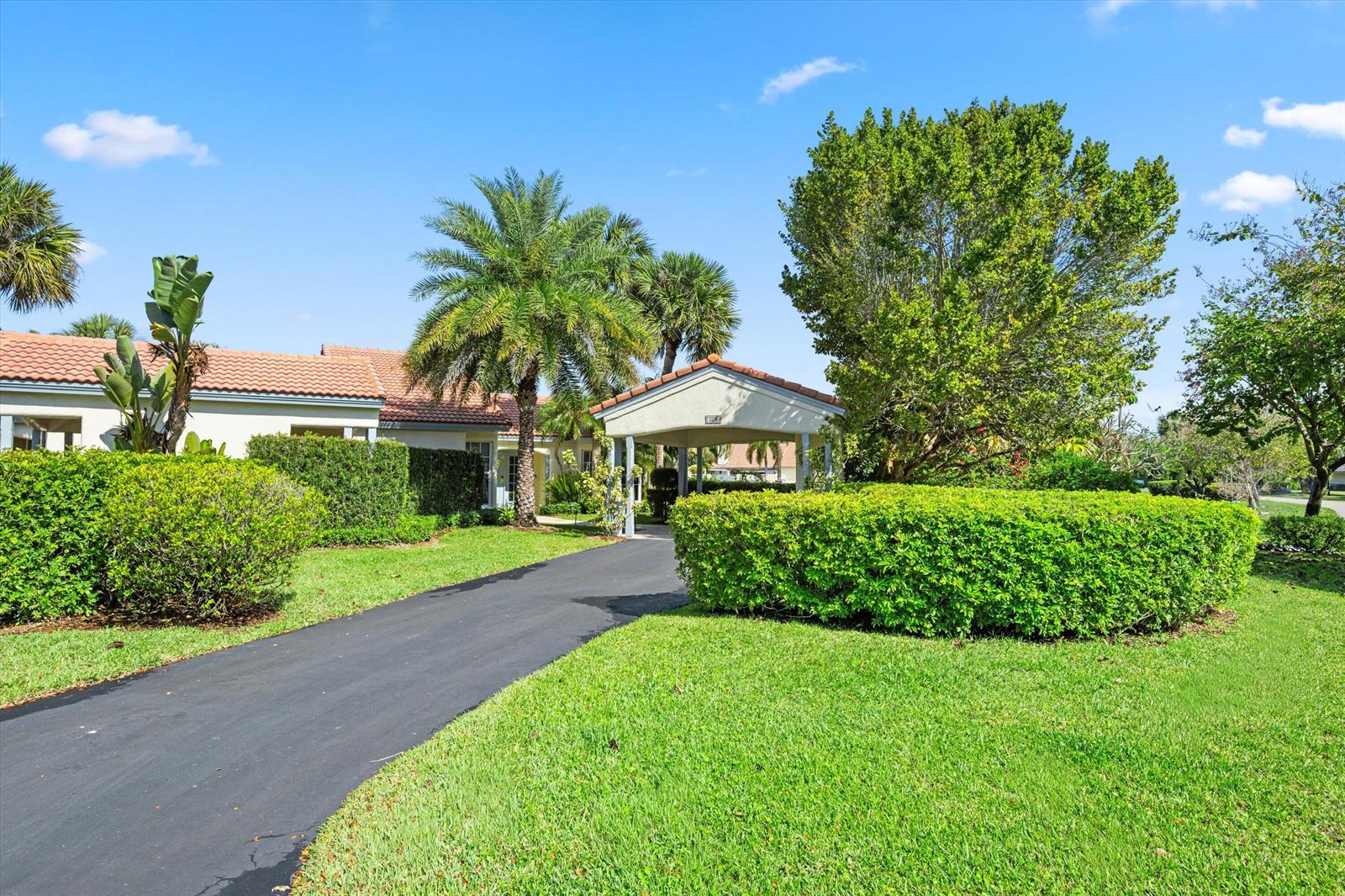 2235 Las Brisas Court, Wellington FL 33414