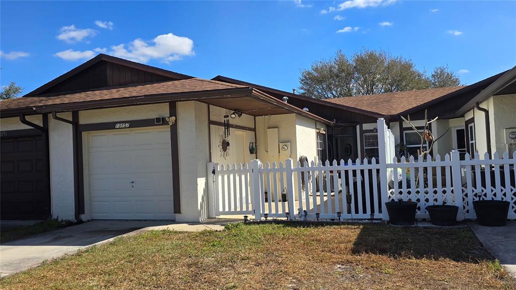 10157 BLAZED TREE COURT