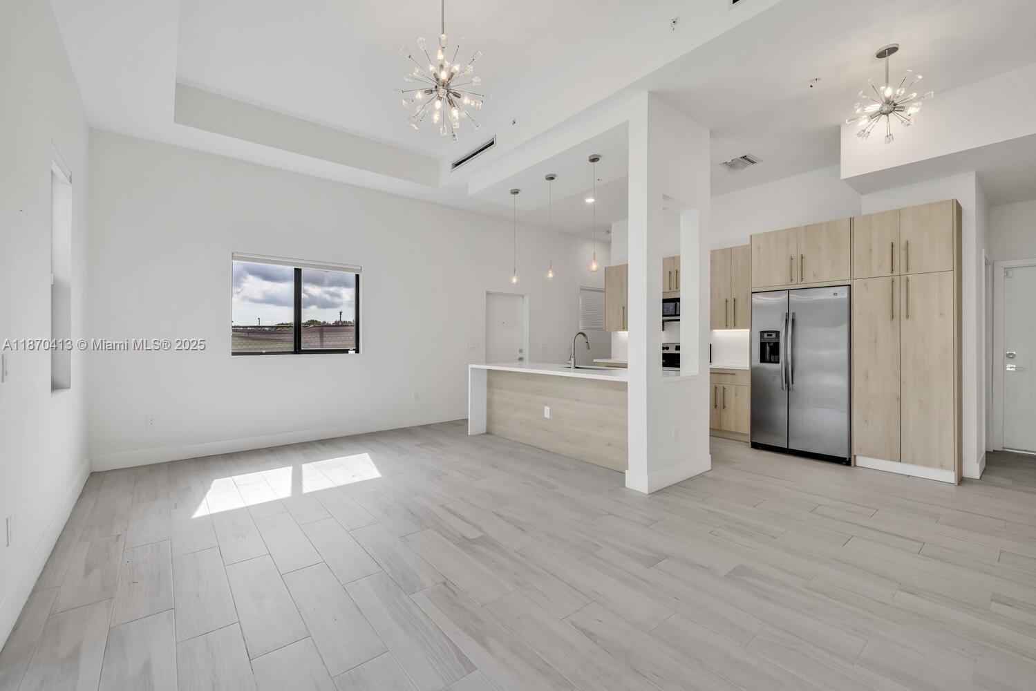 4369 NW 9th St, Plantation FL 33317