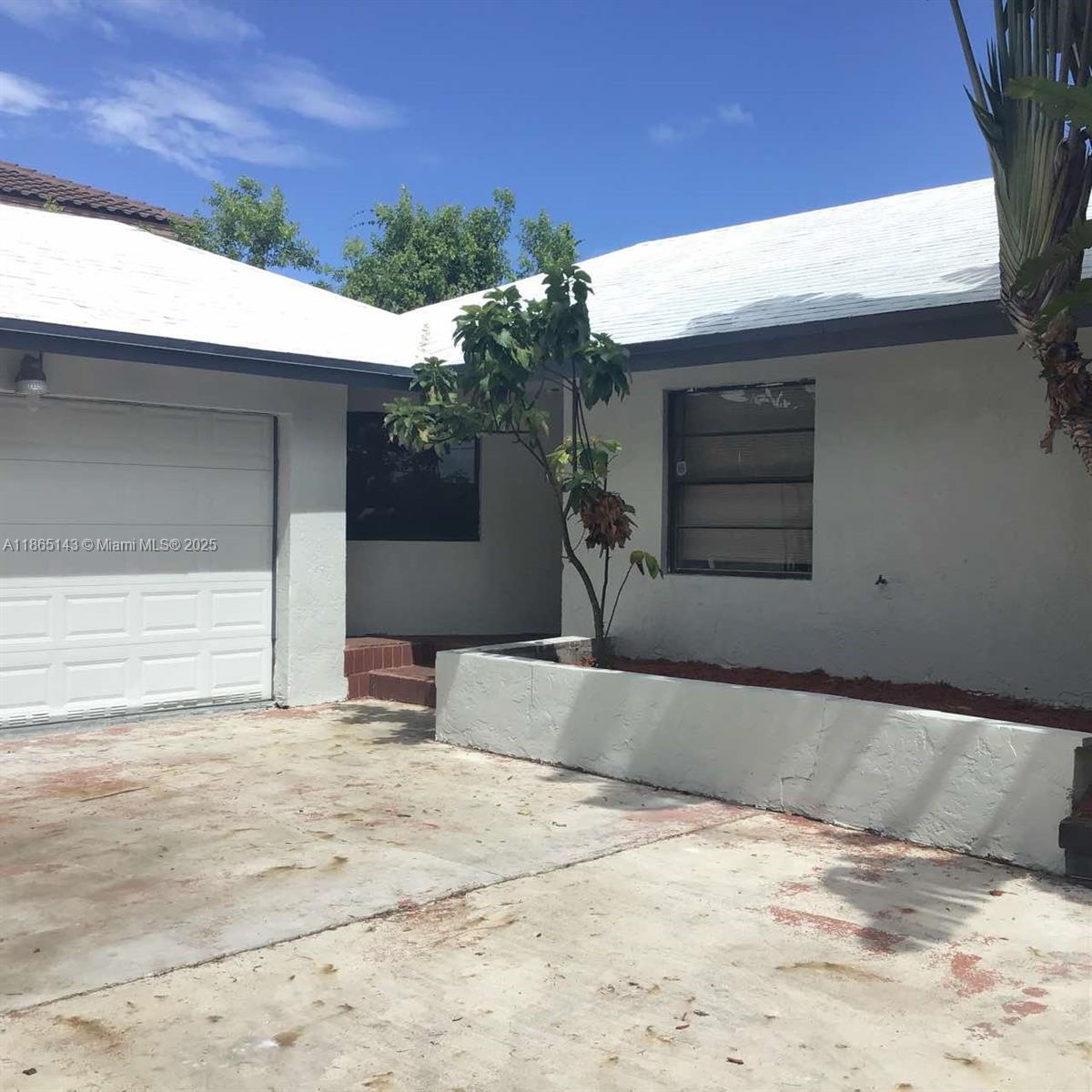 23099 SW 118th Ave, Miami FL 33170