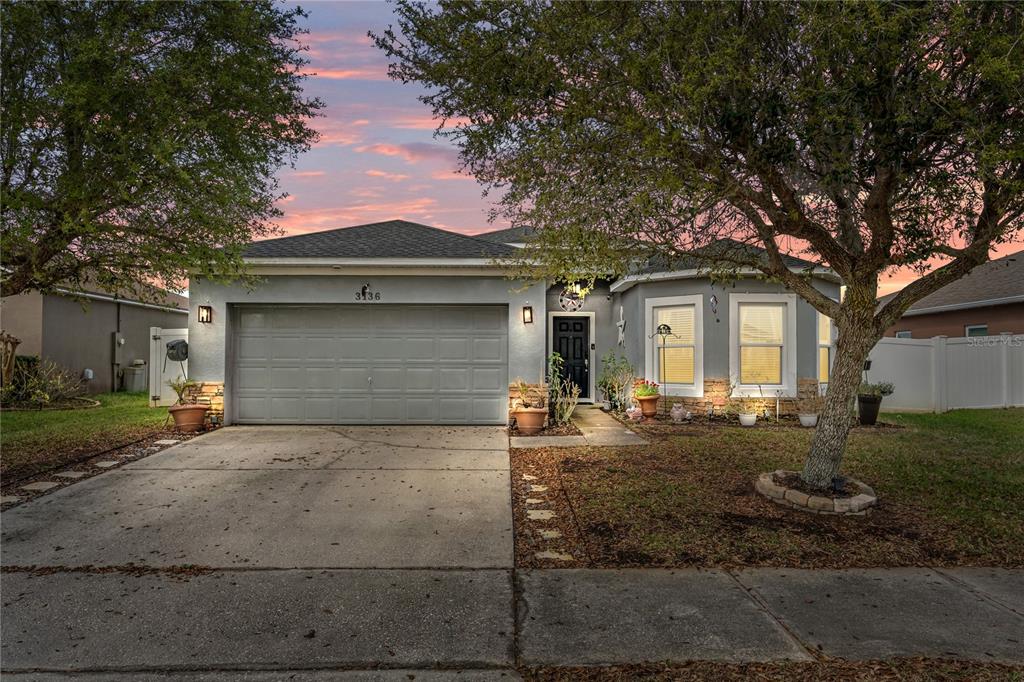 3136 QUEEN ALEXANDRIA DRIVE