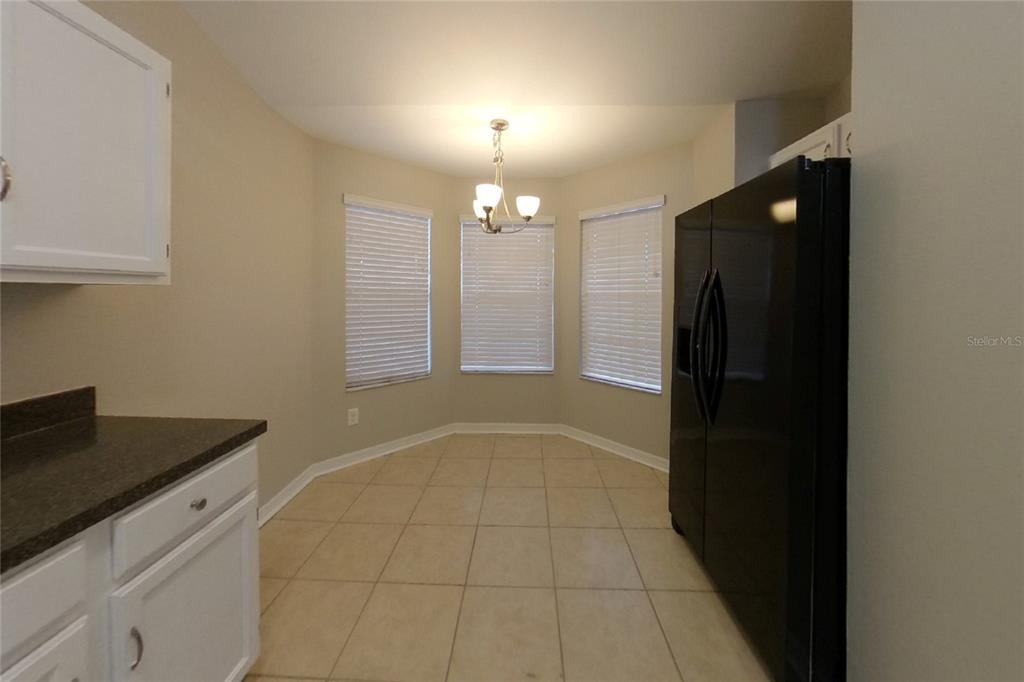 1627 CHATHAM CIRCLE, APOPKA, FL — photo 4 of 17
