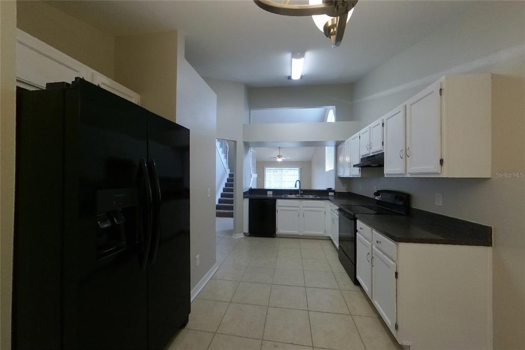1627 CHATHAM CIRCLE, APOPKA, FL — photo 5 of 17