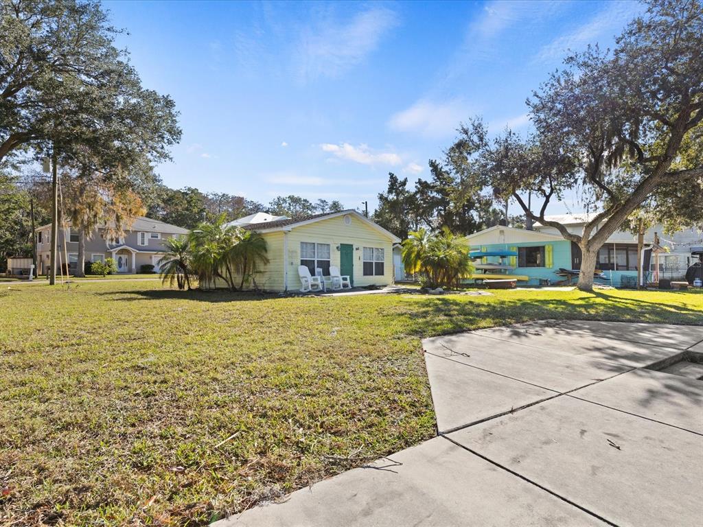 7255 TROPICAL DRIVE, WEEKI WACHEE, FL — photo 2 of 20