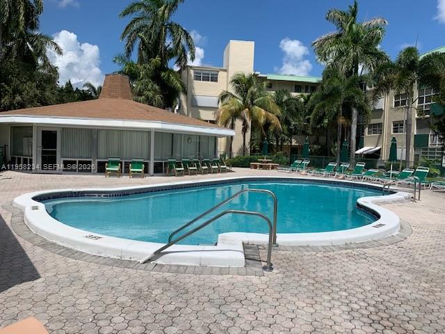 1333 HALLANDALE BEACH BL # 131, Hallandale Beach FL 33009
