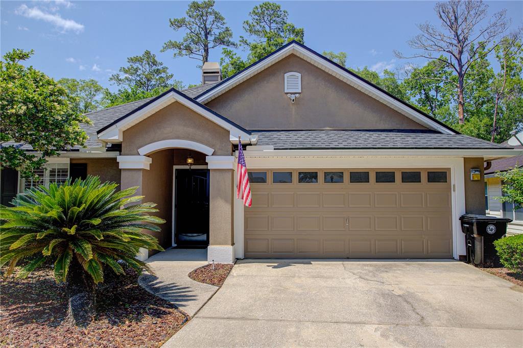 1816 LAKE FOREST LANE