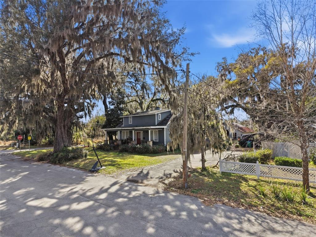 420 PINE STREET, CRESCENT CITY, FL — photo 3 of 30