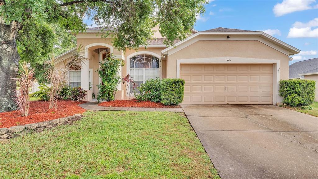1925 CITRUS ORCHARD WAY