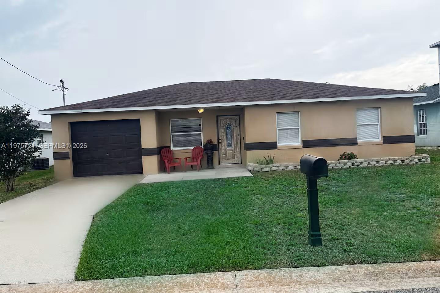 404 Red Hawk Loop, Winter Haven FL 33880