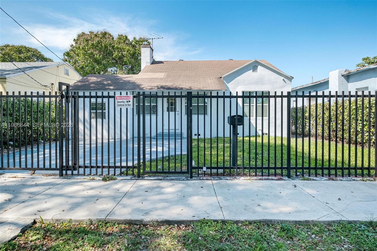 529 NW 42nd St, Miami FL 33127
