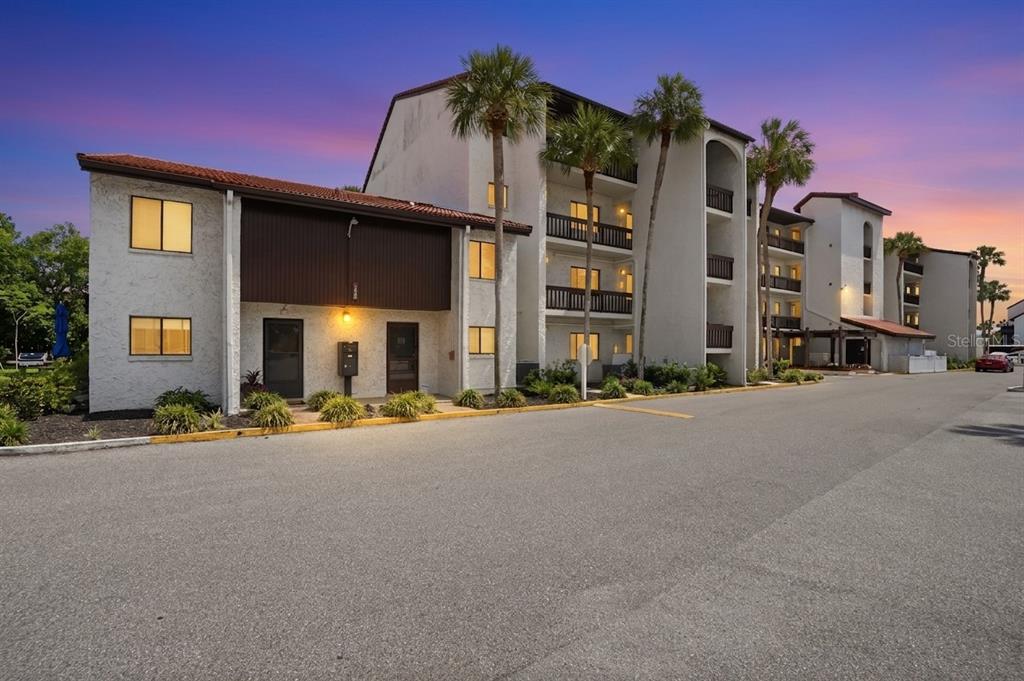 1624 STICKNEY POINT ROAD UNIT 1624-208