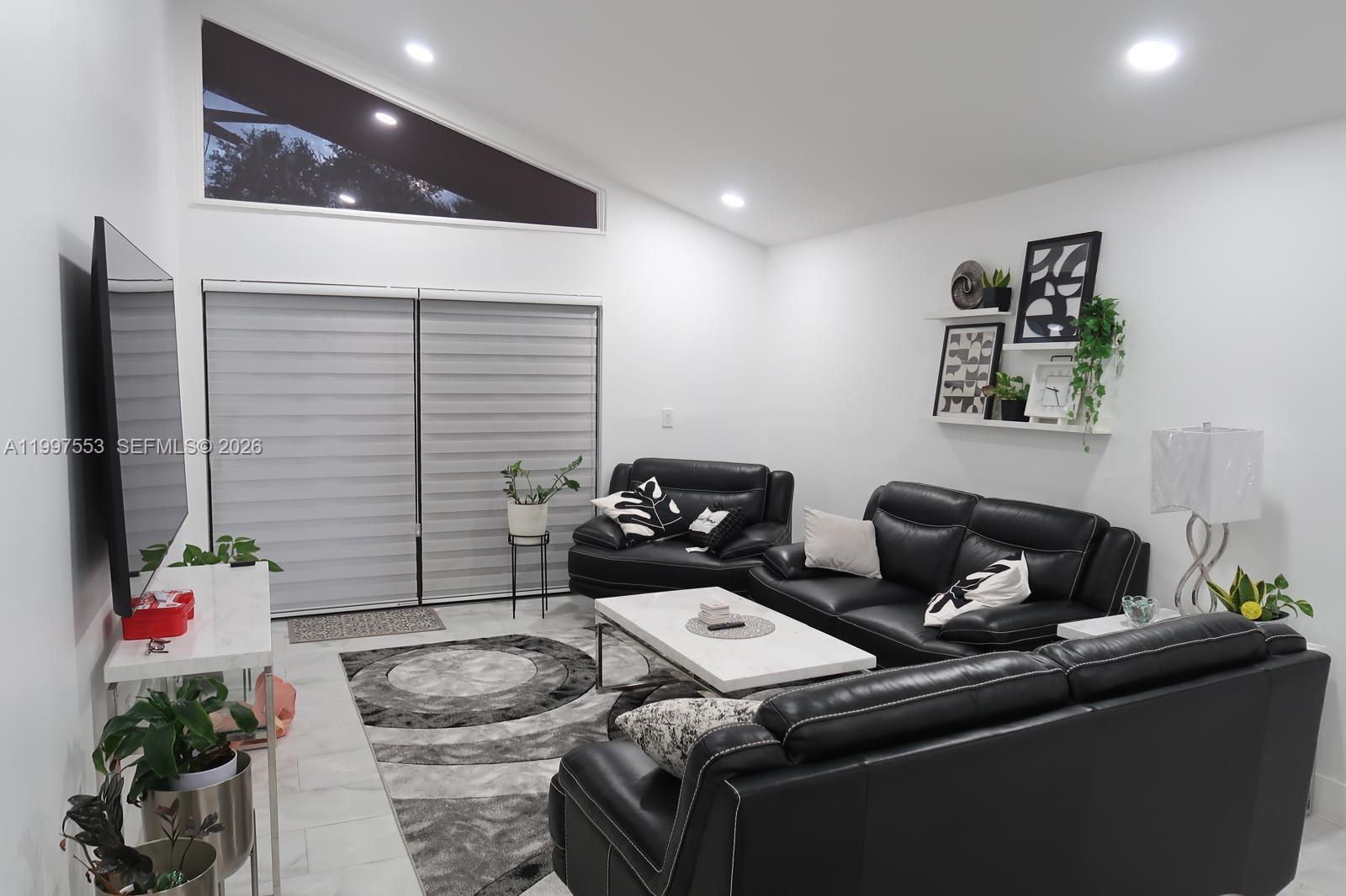 1717 NW 72nd Ave # 67, Plantation FL 33313