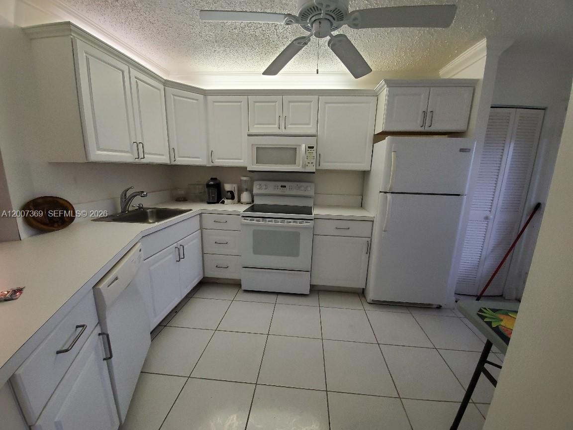 1750 NE 191st St # 1, Miami FL 33179