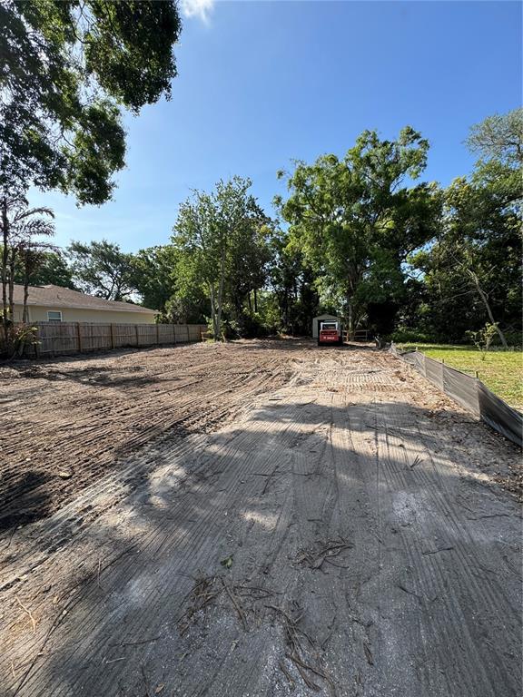 1207 PINE AVENUE NW, LARGO, FL — photo 2 of 5