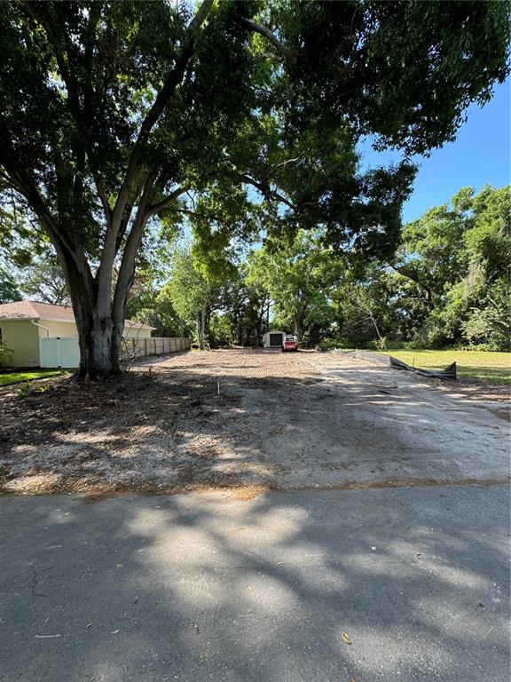 1207 PINE AVENUE NW, LARGO, FL — photo 3 of 5