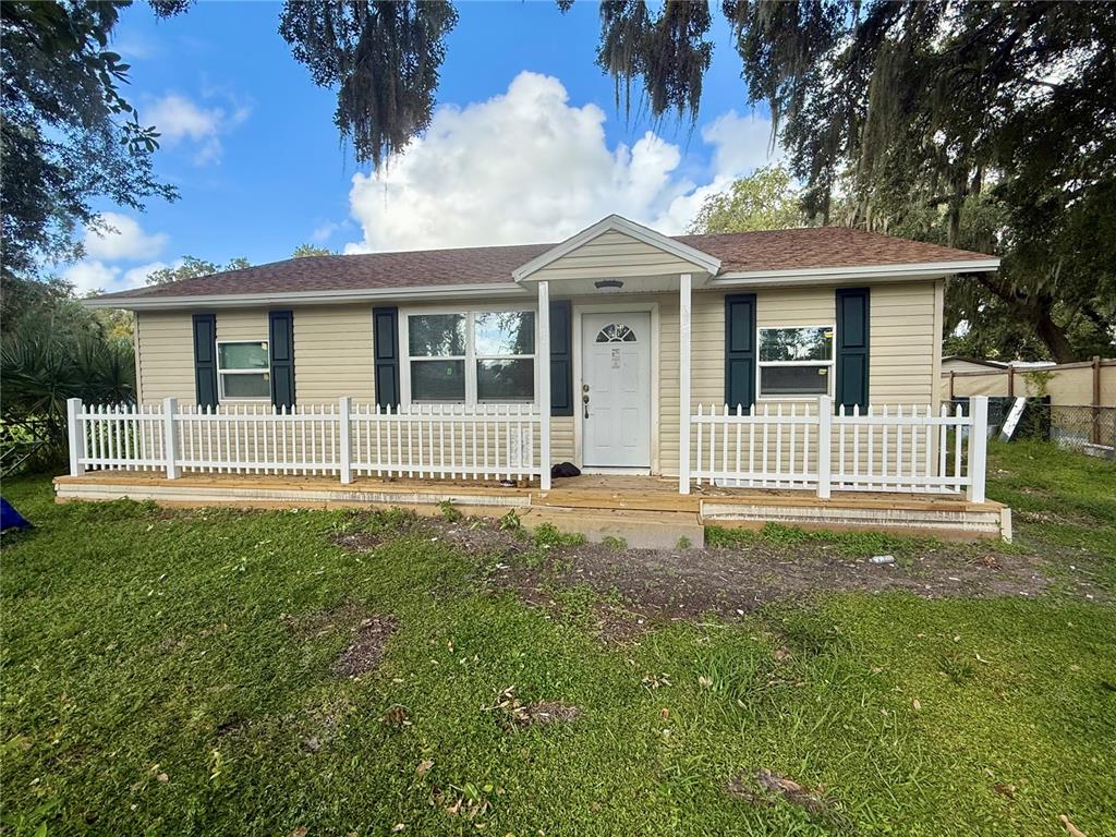 1682 MAGNOLIA LANE