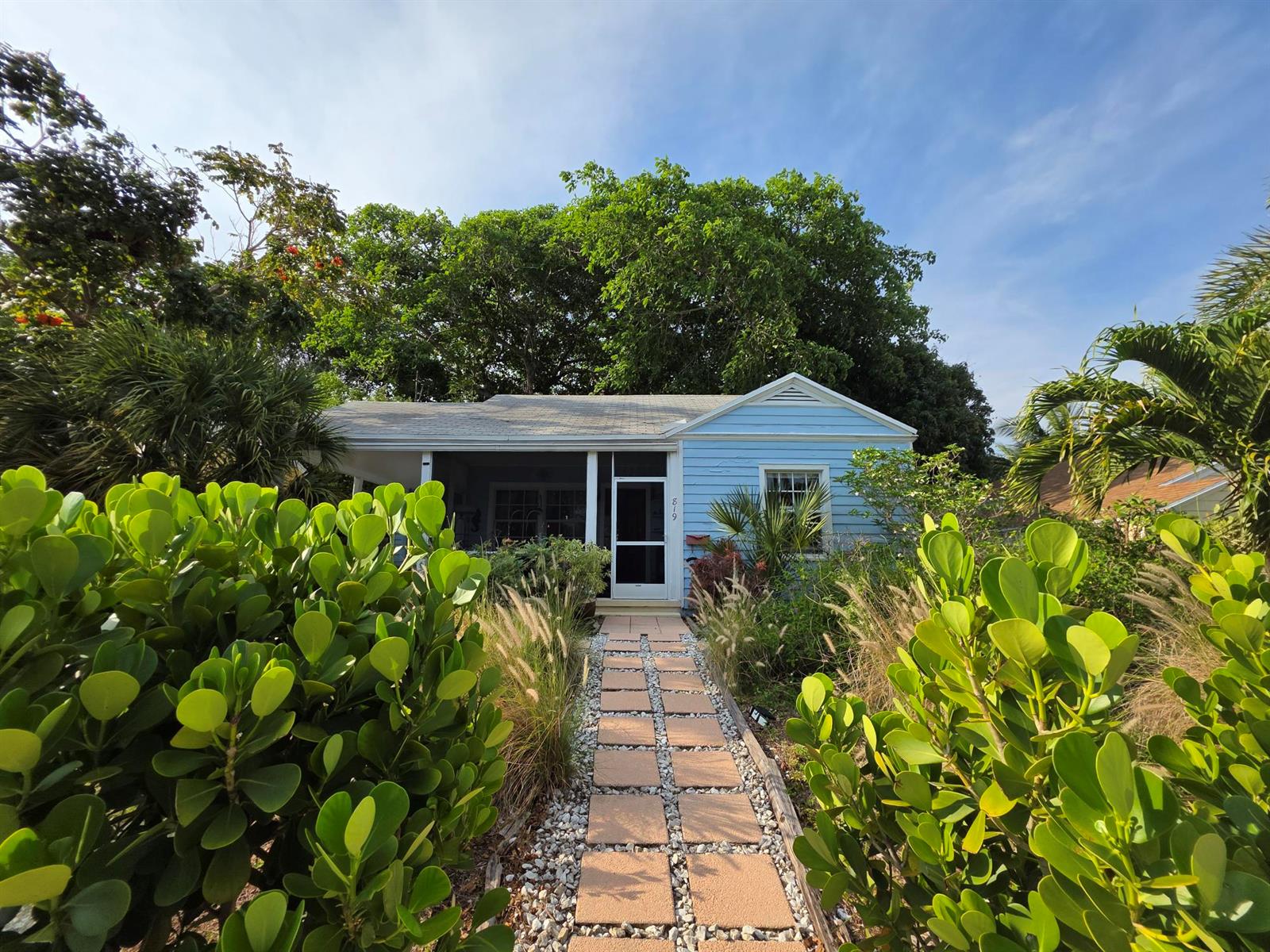 819 Valley Forge Road, West Palm Beach FL 33405