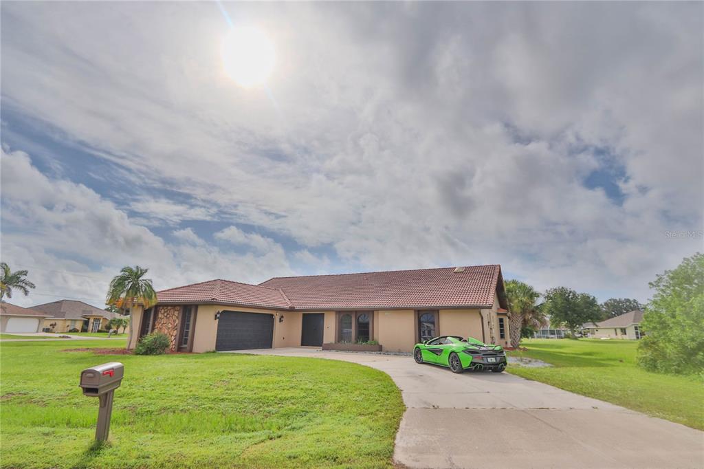 1438 VERMOUTH LANE