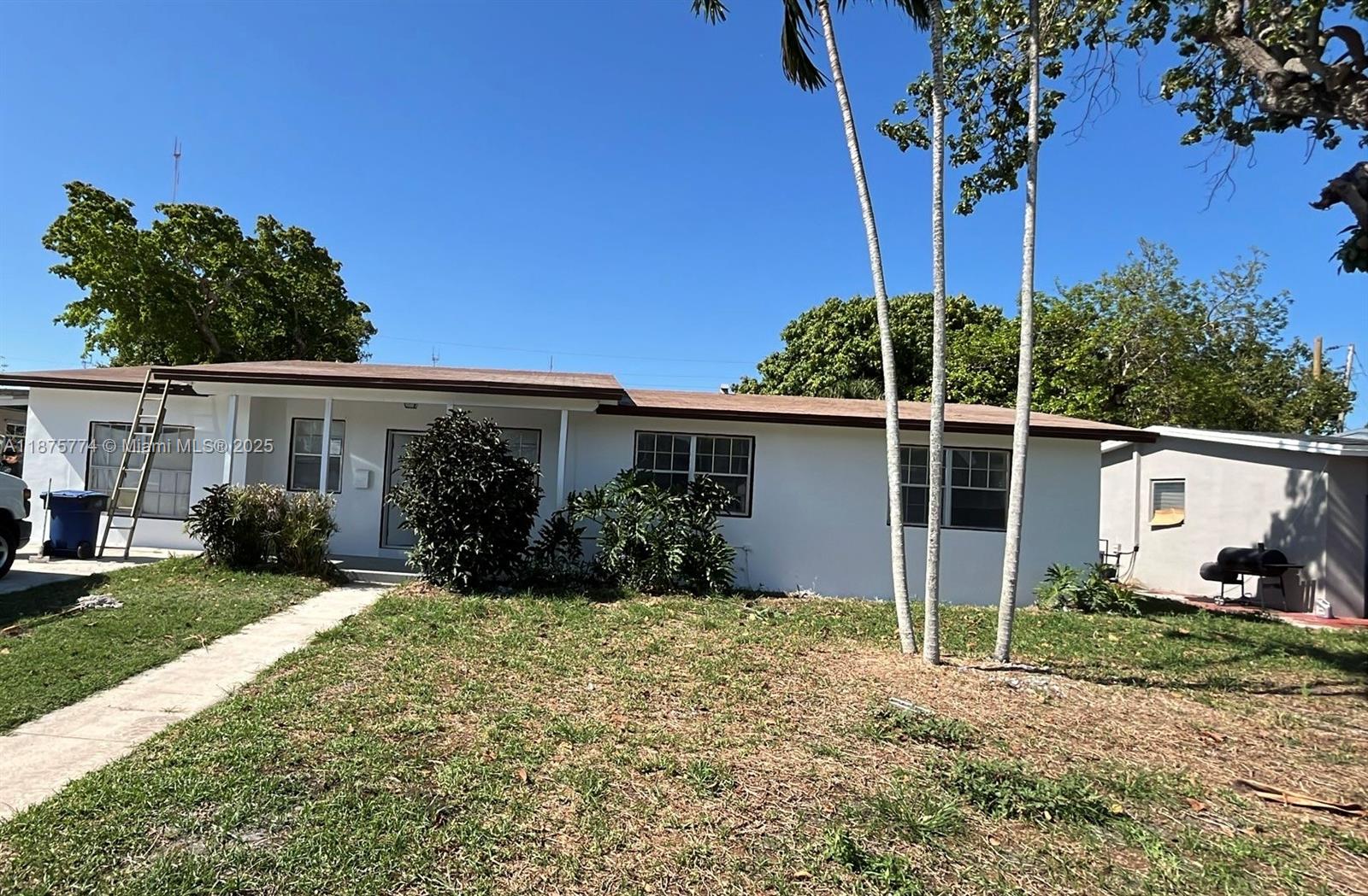 301 NW 194th Ter, Miami Gardens FL 33169