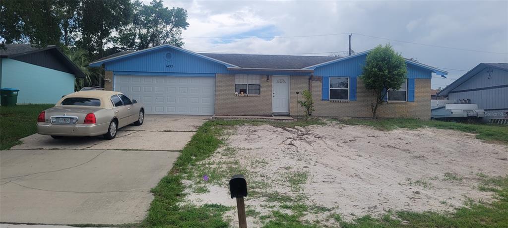 1425 NE OLD MILL DRIVE