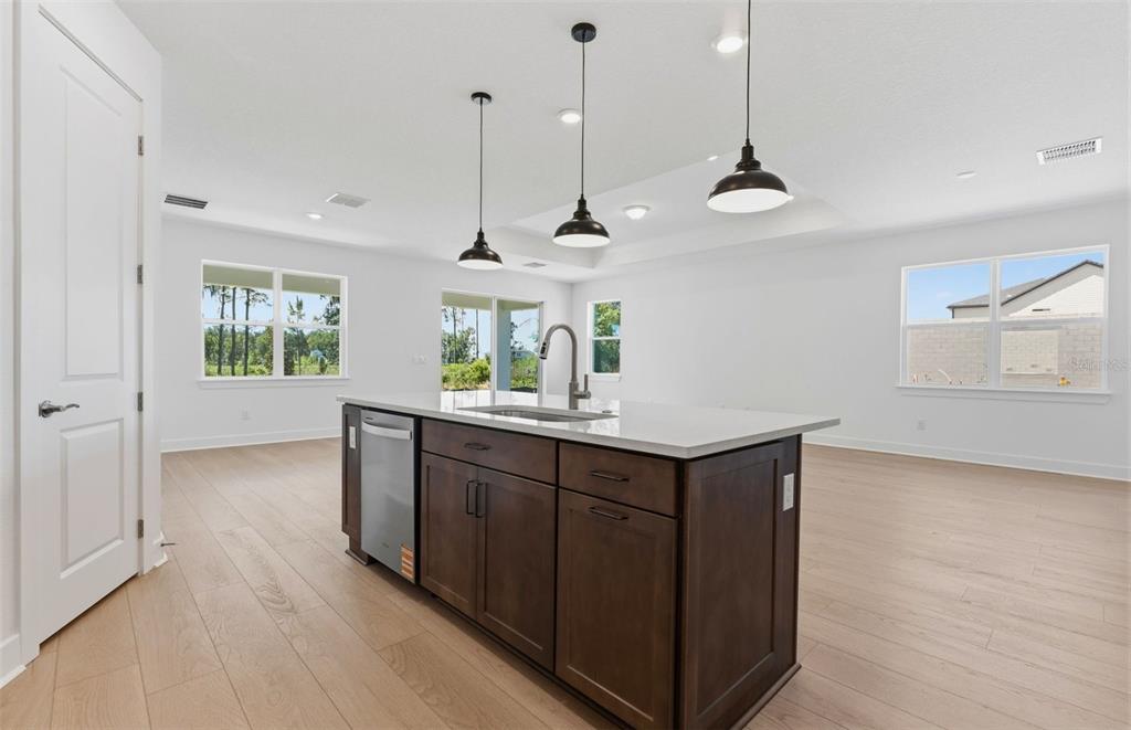 1662 SHIELDS POINT, ZEPHYRHILLS, FL — photo 5 of 29