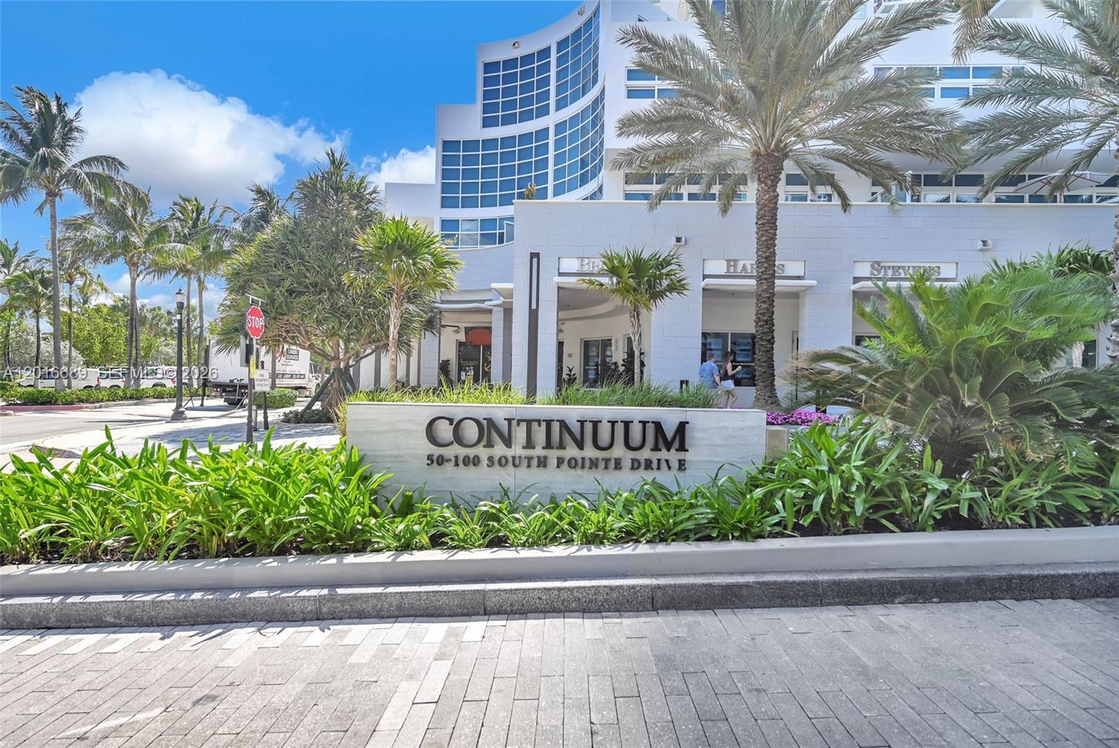 100 S Pointe Dr # 801, Miami Beach FL 33139
