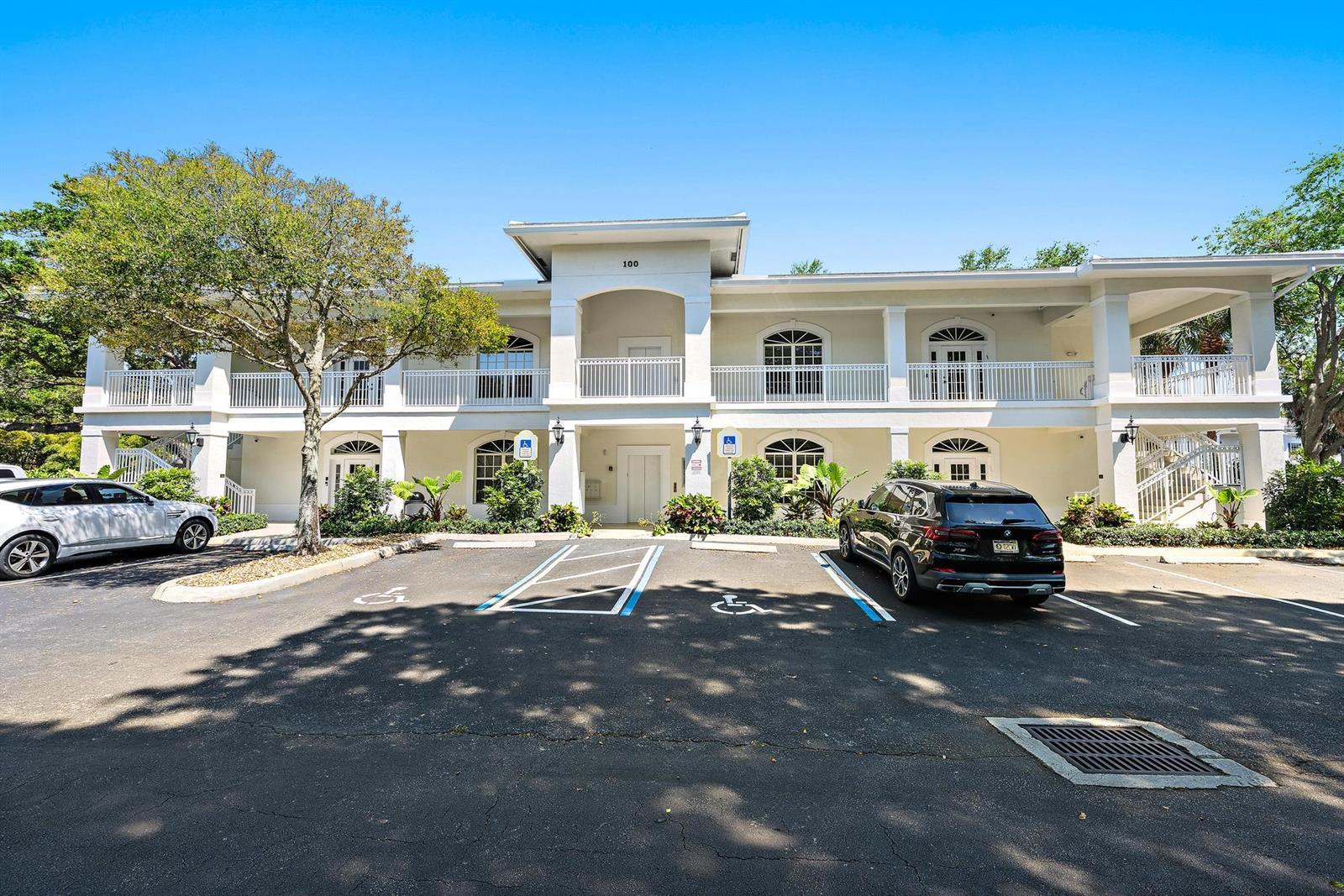 100 Village Square Crossing # 104, Palm Beach Gardens FL 33410