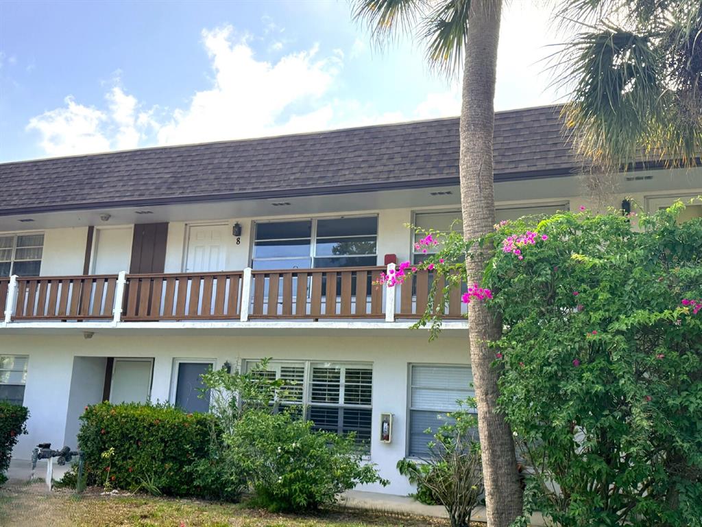 2 QUAILS RUN BOULEVARD UNIT 8