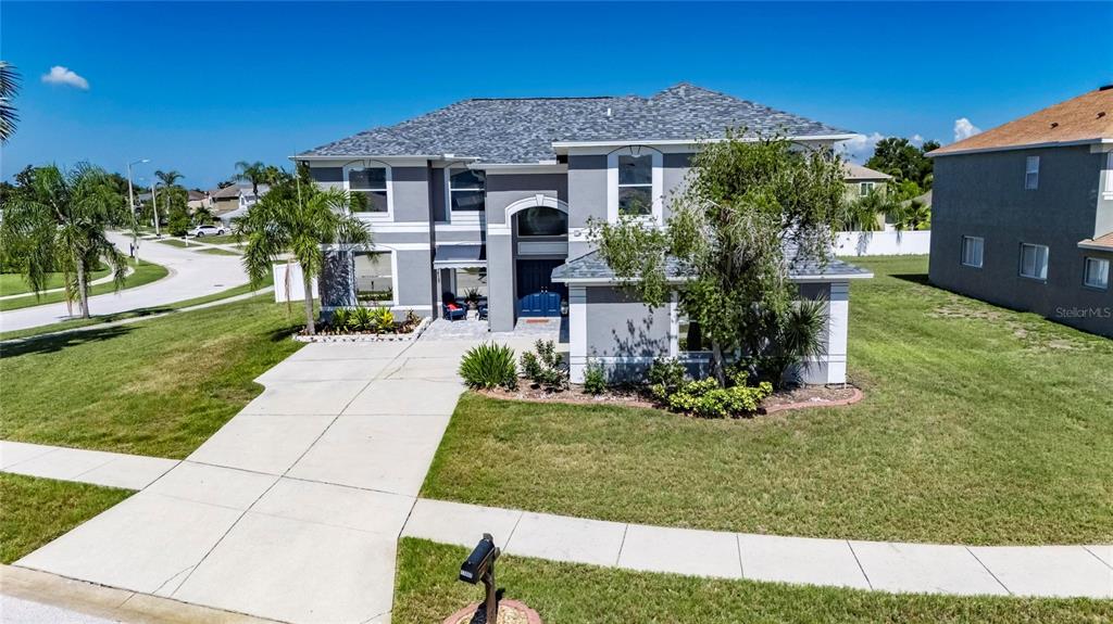 13007 OAKMONT WOOD COURT