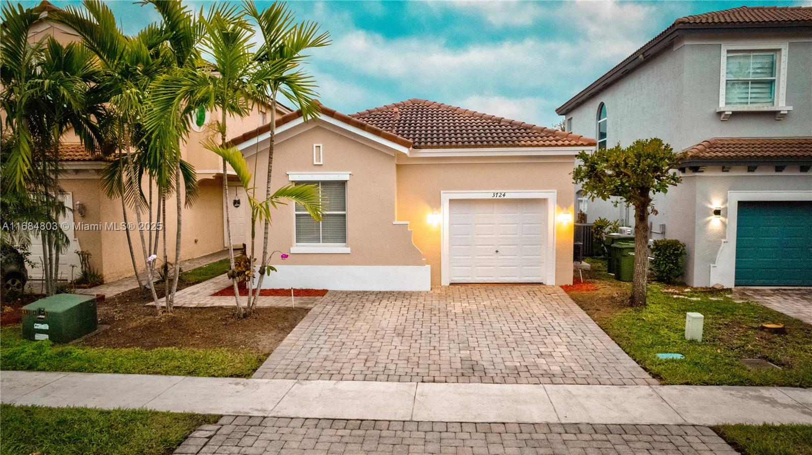 3724 NE 10th Ct, Homestead FL 33033