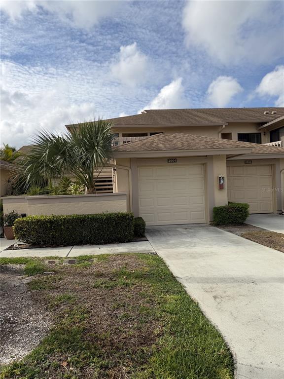 2004 LONGPOINTE CIRCLE