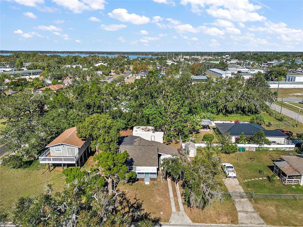 105 W STEVENS AVENUE, EUSTIS, FL — photo 4 of 30