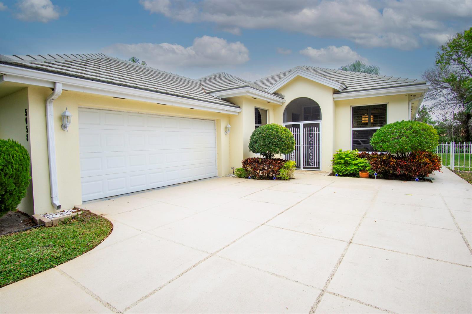 5058 SE Inkwood Way, Hobe Sound FL 33455