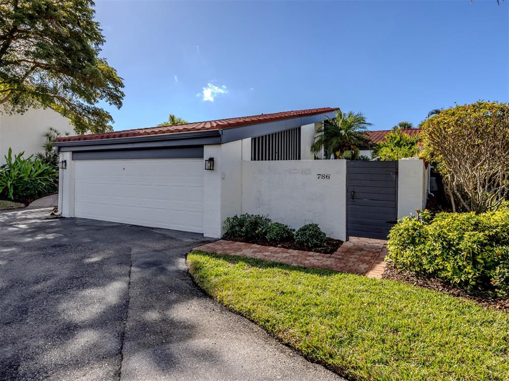 786 SARABAY ROAD UNIT 19, OSPREY, FL — photo 2 of 30
