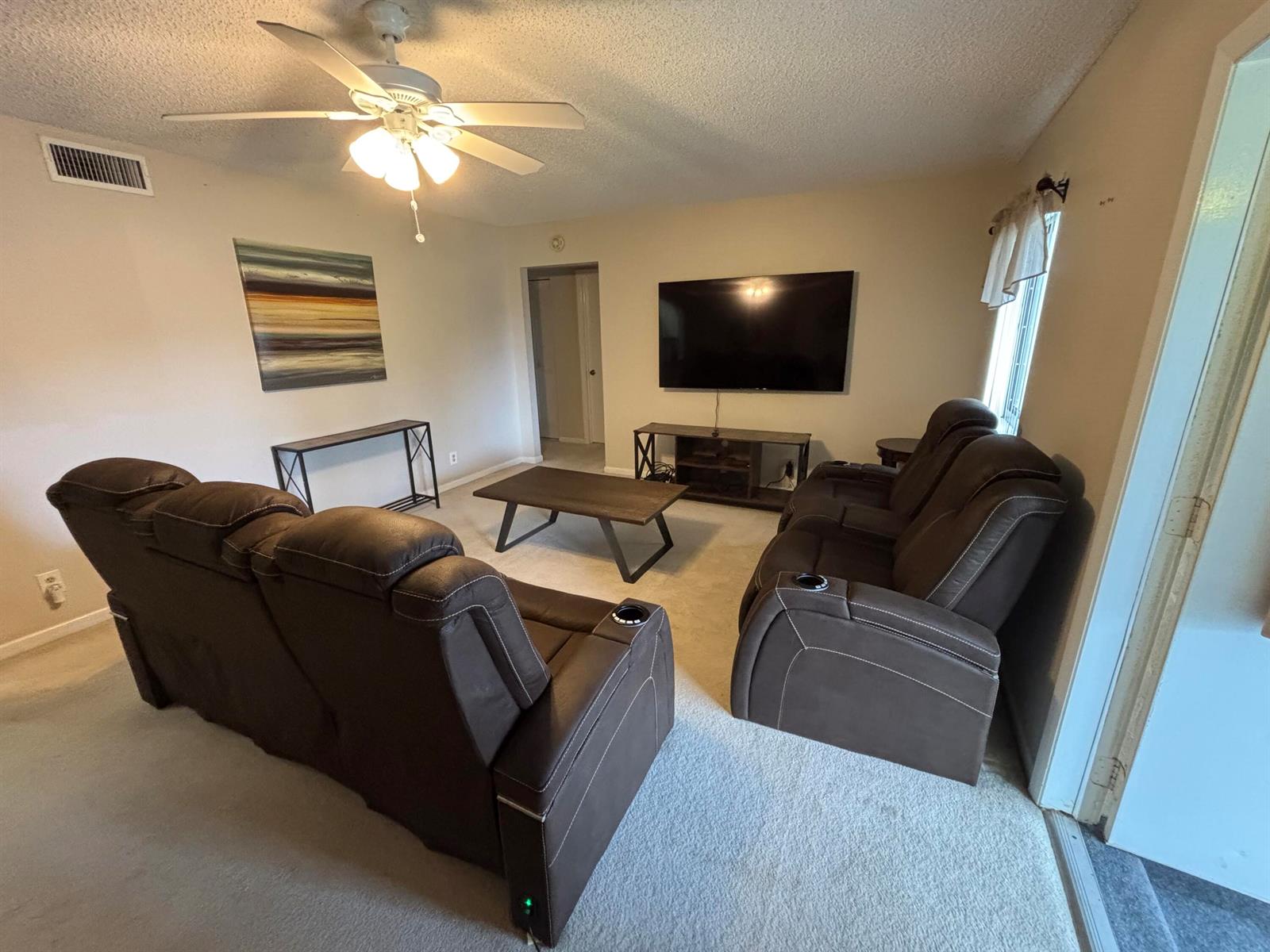 335 Knotty Pine Circle # D2, FL 33463, FL — photo 2 of 13