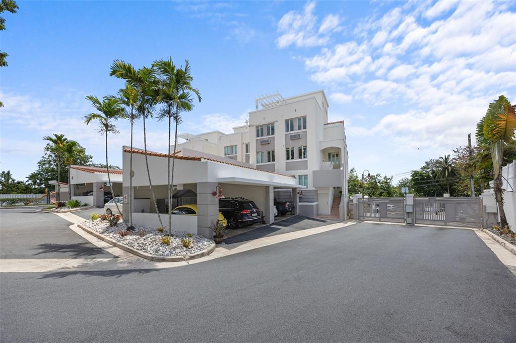 COND D'VILLAS CARR 833 KM 11.8 UNIT F-2