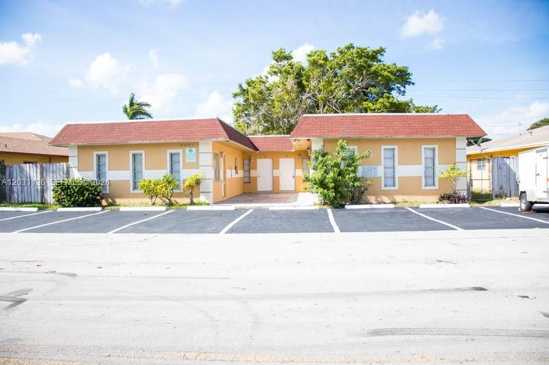 4041 NW 30th Ter, Lauderdale Lakes FL 33309