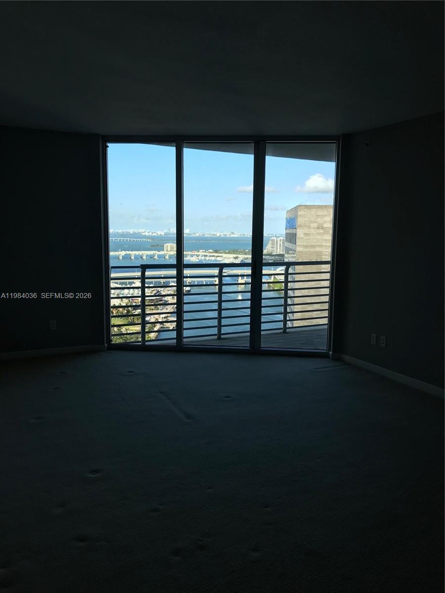 MIAMI, FL — photo 4 of 18