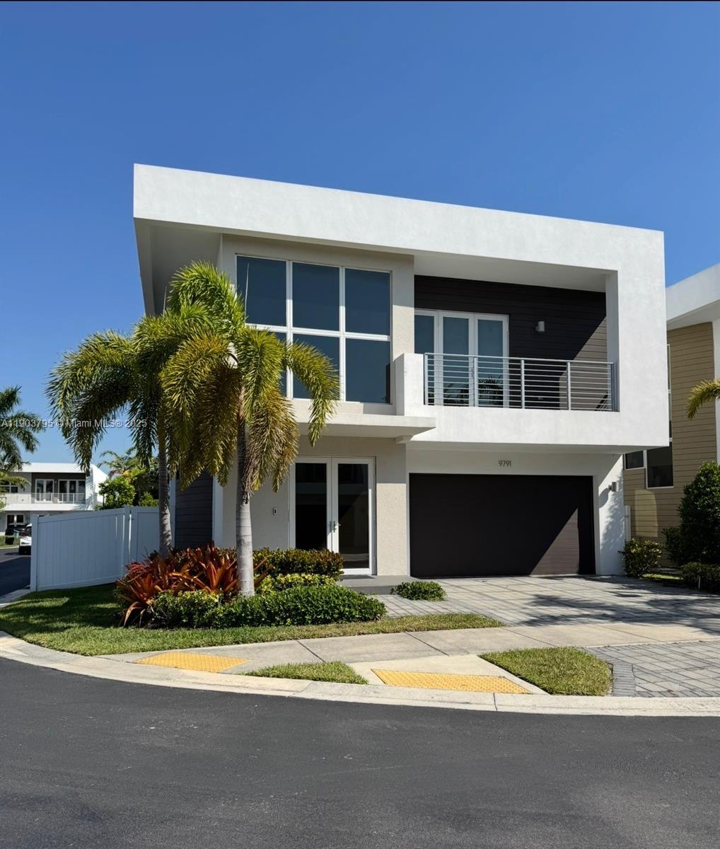 9791 NW 75th St, Doral FL 33178