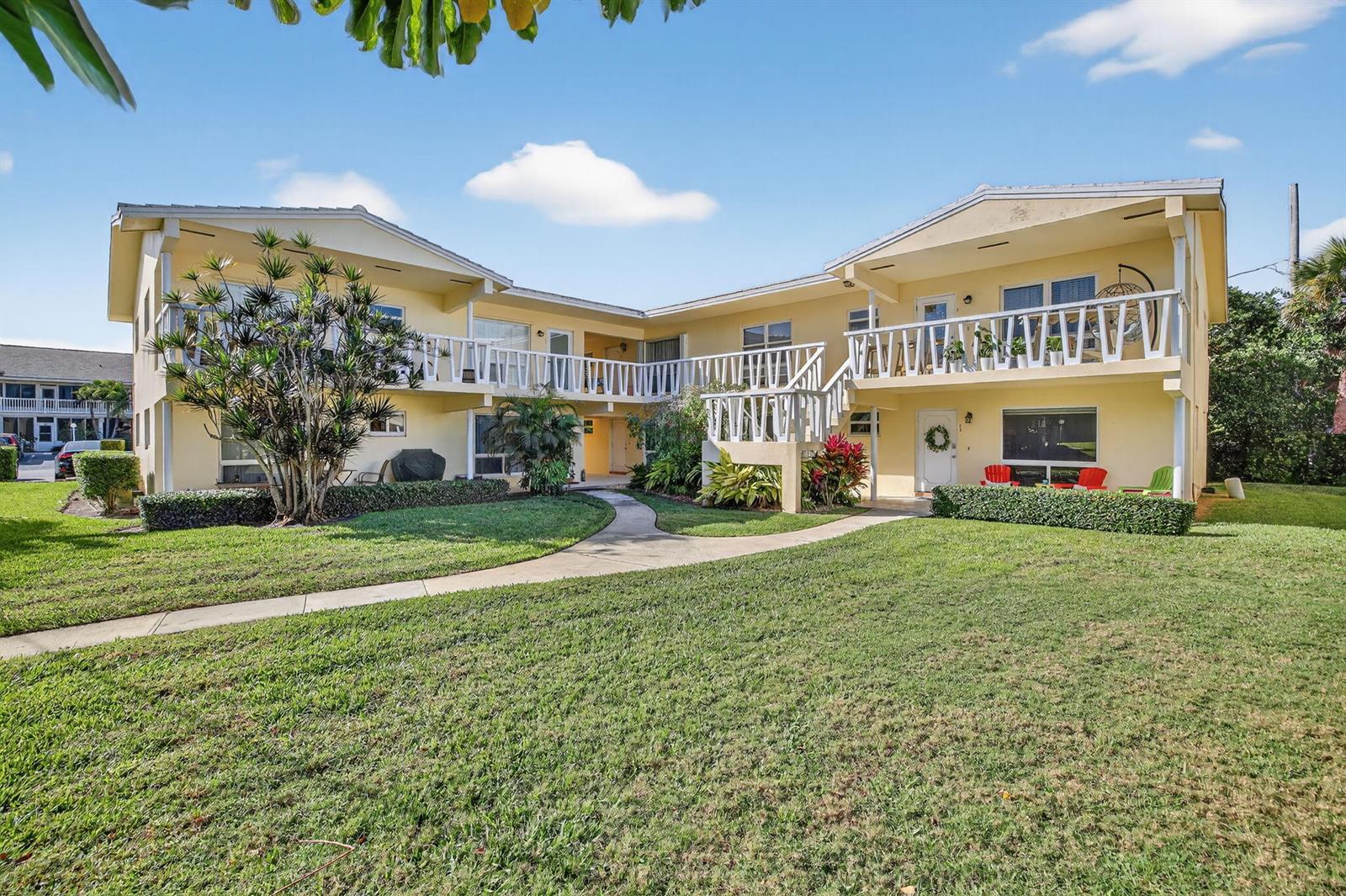 2755 NE 28th Avenue # E2, Lighthouse Point FL 33064