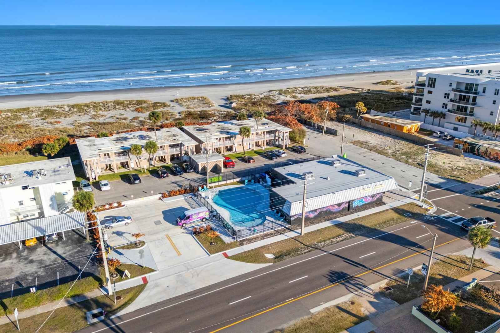 COCOA BEACH, FL — photo 4 of 30