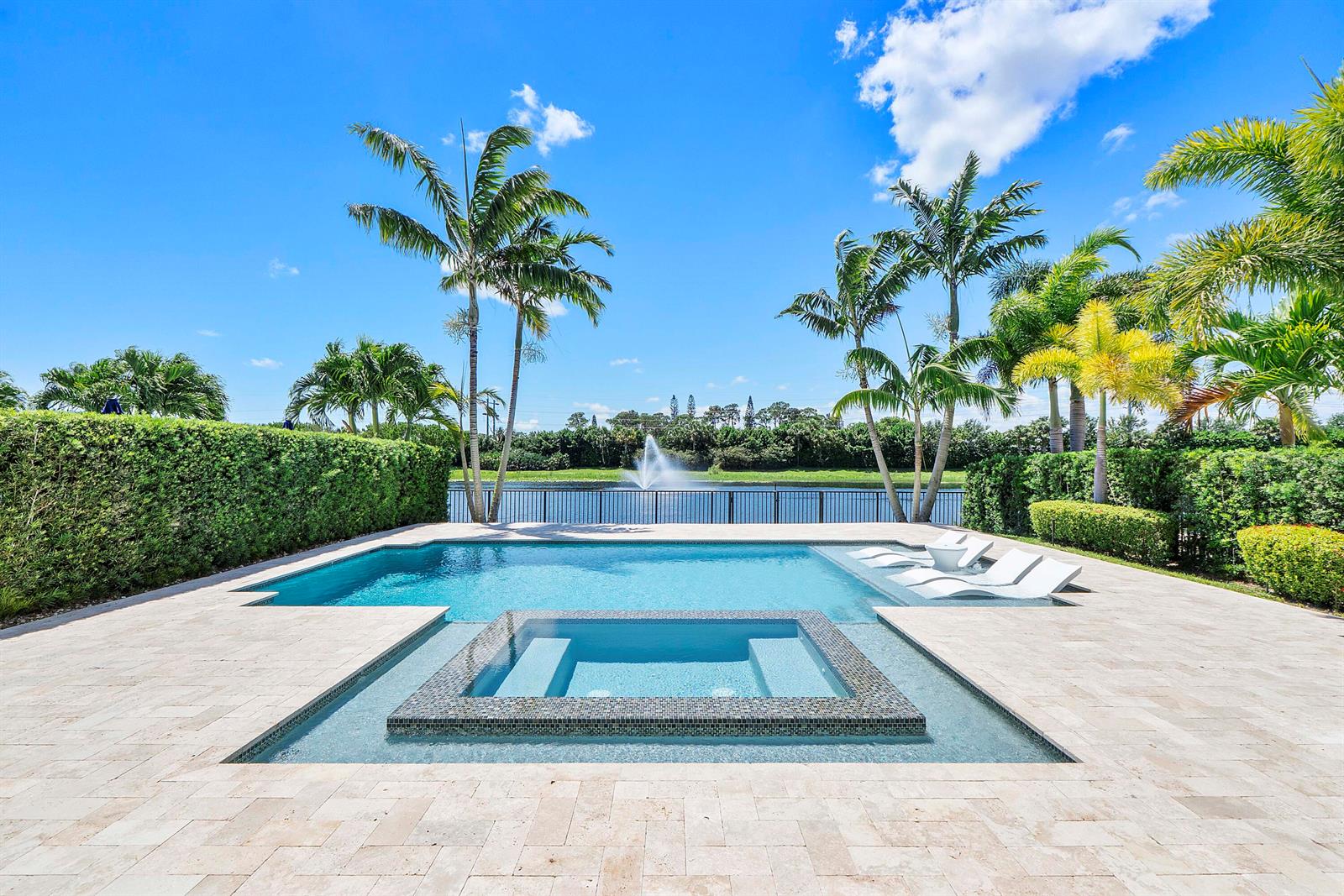 8723 Grand Prix Lane, Boynton Beach FL 33472
