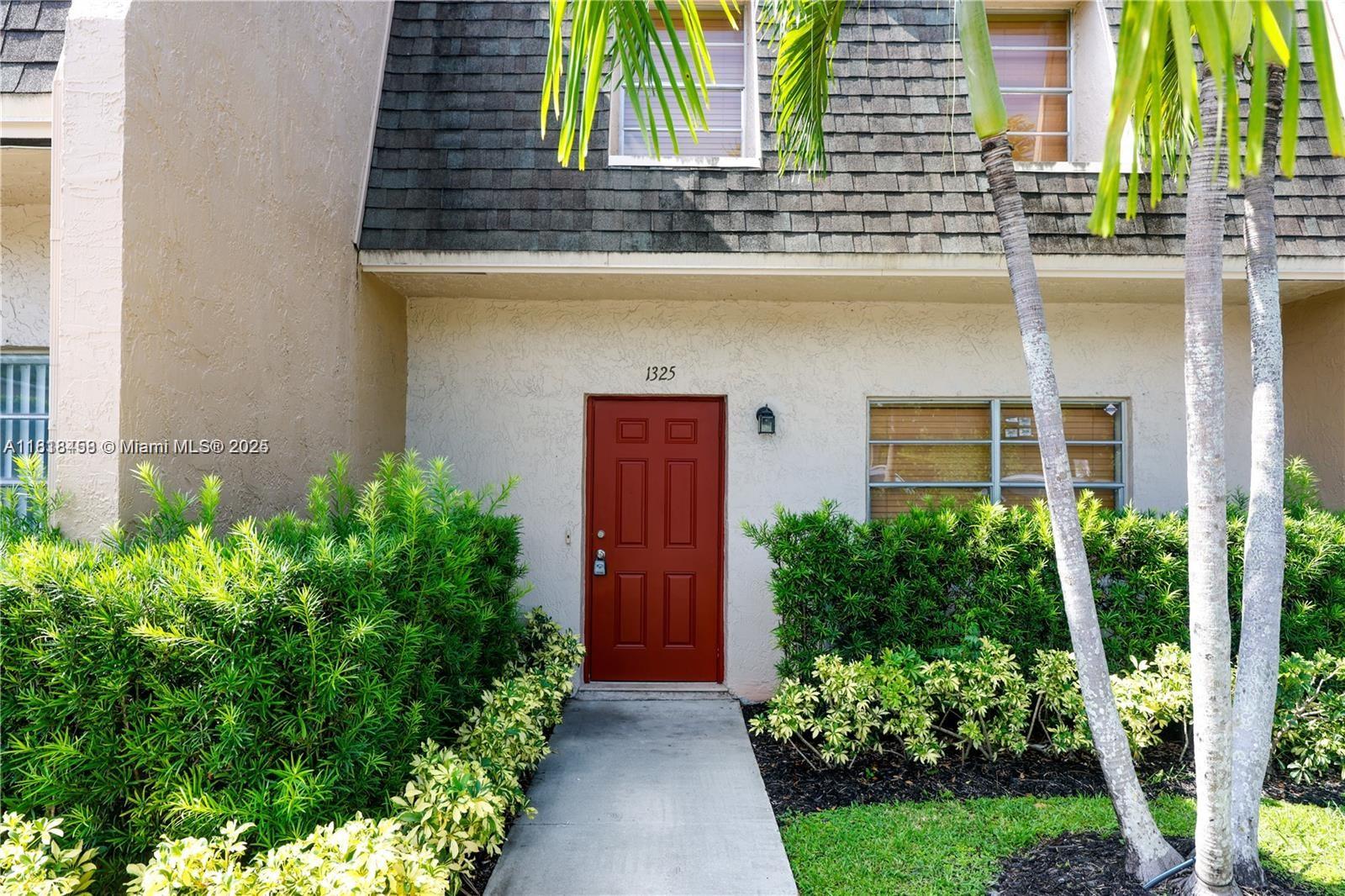 1325 Partridge Close, Pompano Beach FL 33064
