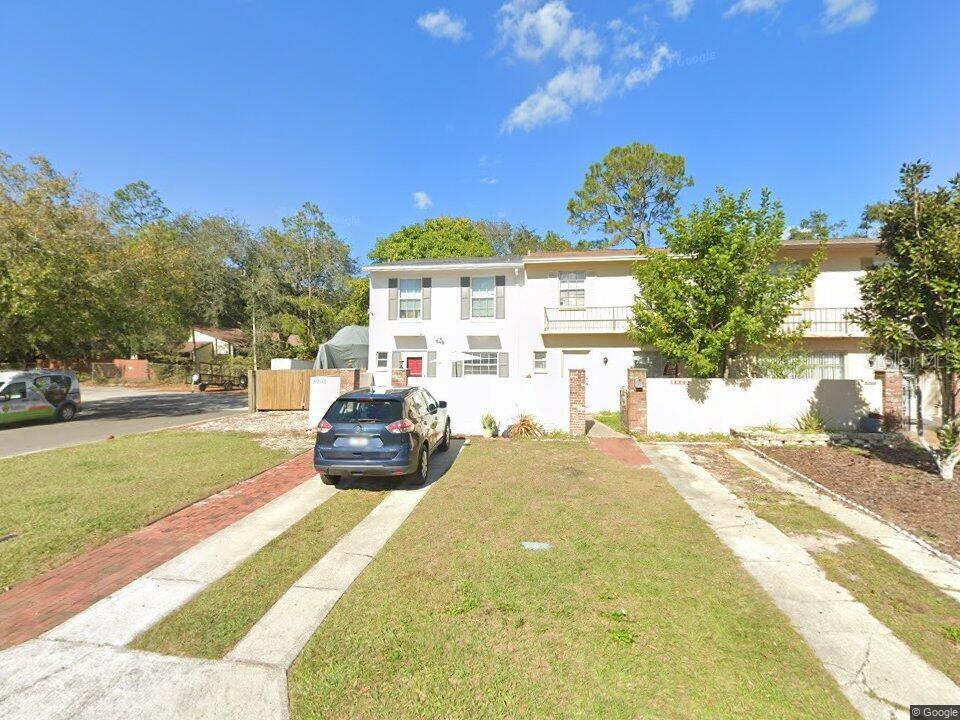 5202 MAPLE HILL DRIVE