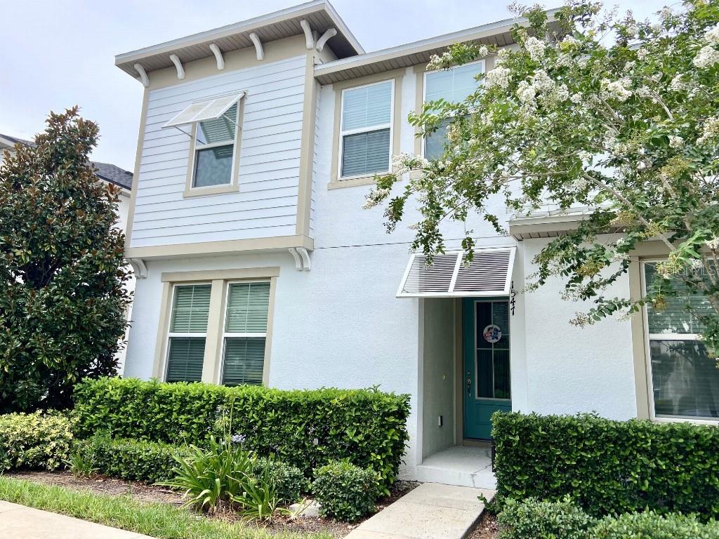1547 CAREY PALM CIRCLE