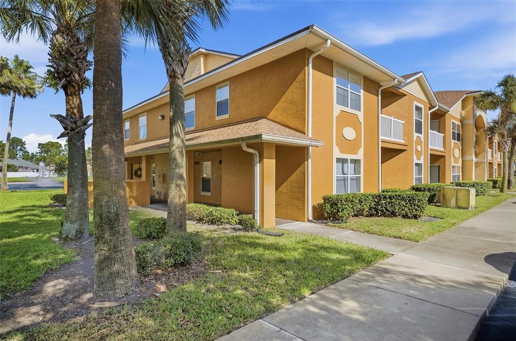 4600 E MOODY BOULEVARD UNIT 1P